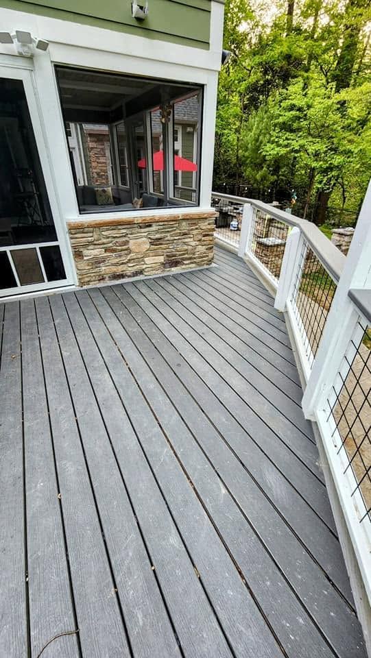 Completed screened porch project 13