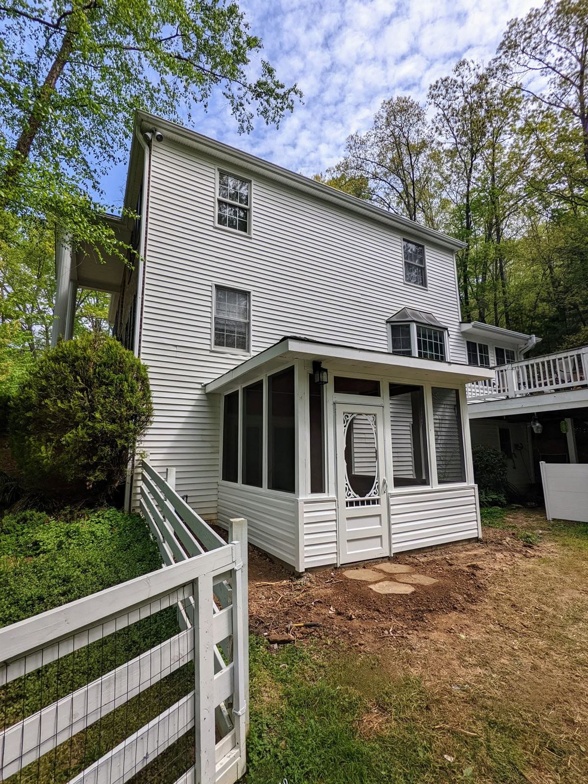 Completed screened porch project 1