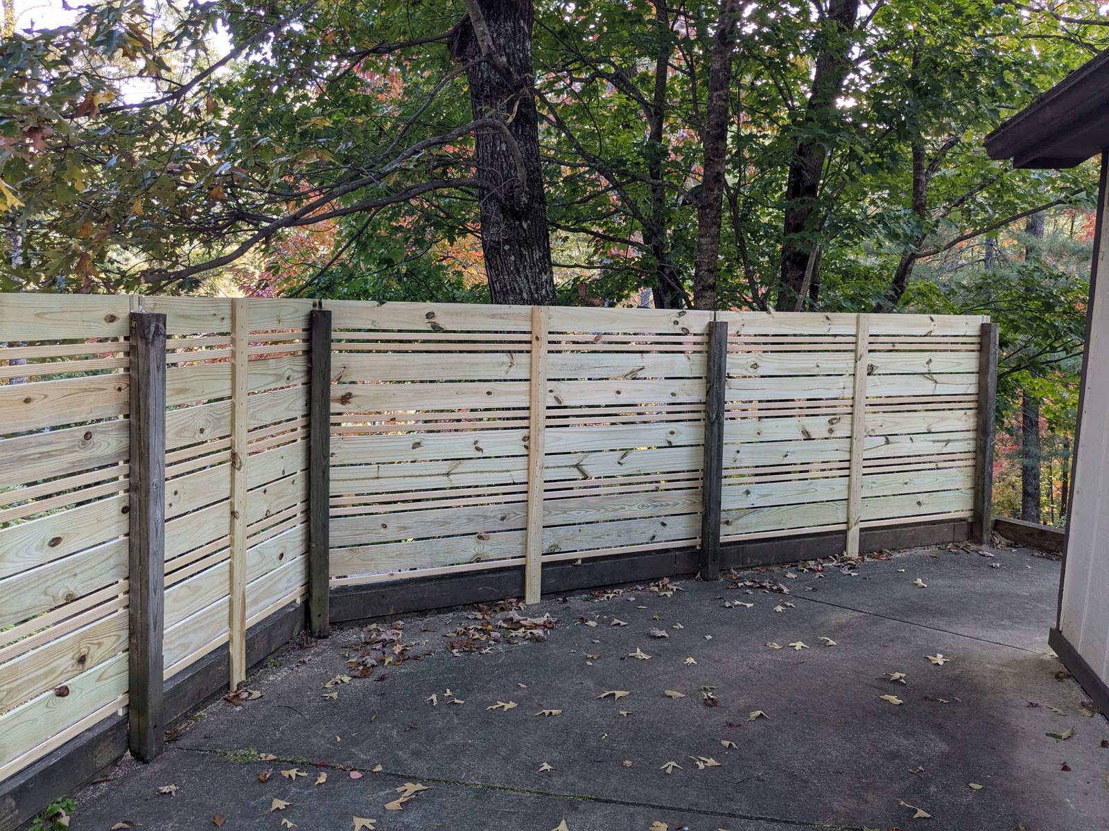 Completed residential fencing project 4
